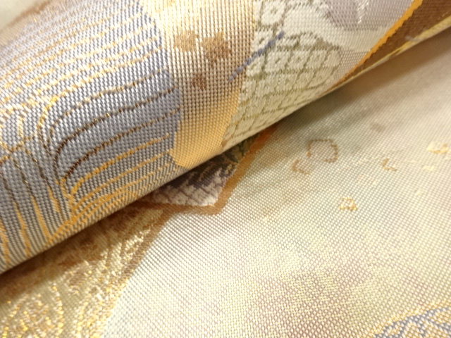 着物・帯 ] - 袋帯 地紙に鶴・牡丹・御所車模様織り出し 袋帯 | 宗 sou